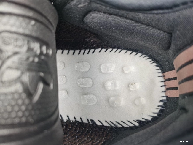 Oat MX Yeezy 350 Adidas Black Boost V2 GW3774 0801